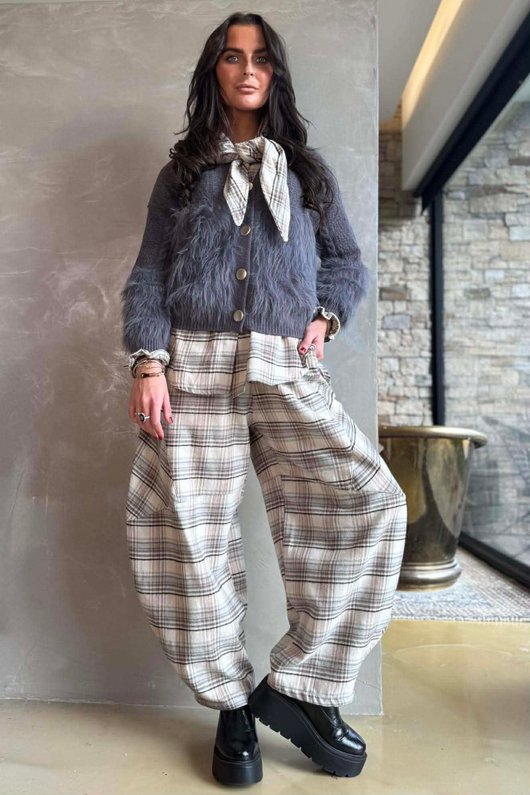 Agnes Plaid Brushed Cotton Barrel Pant Warm Grey